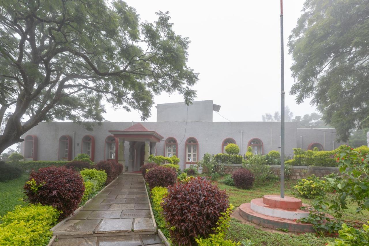 Kstdc Hotel Mayura Pine Top Nandi Hills المظهر الخارجي الصورة