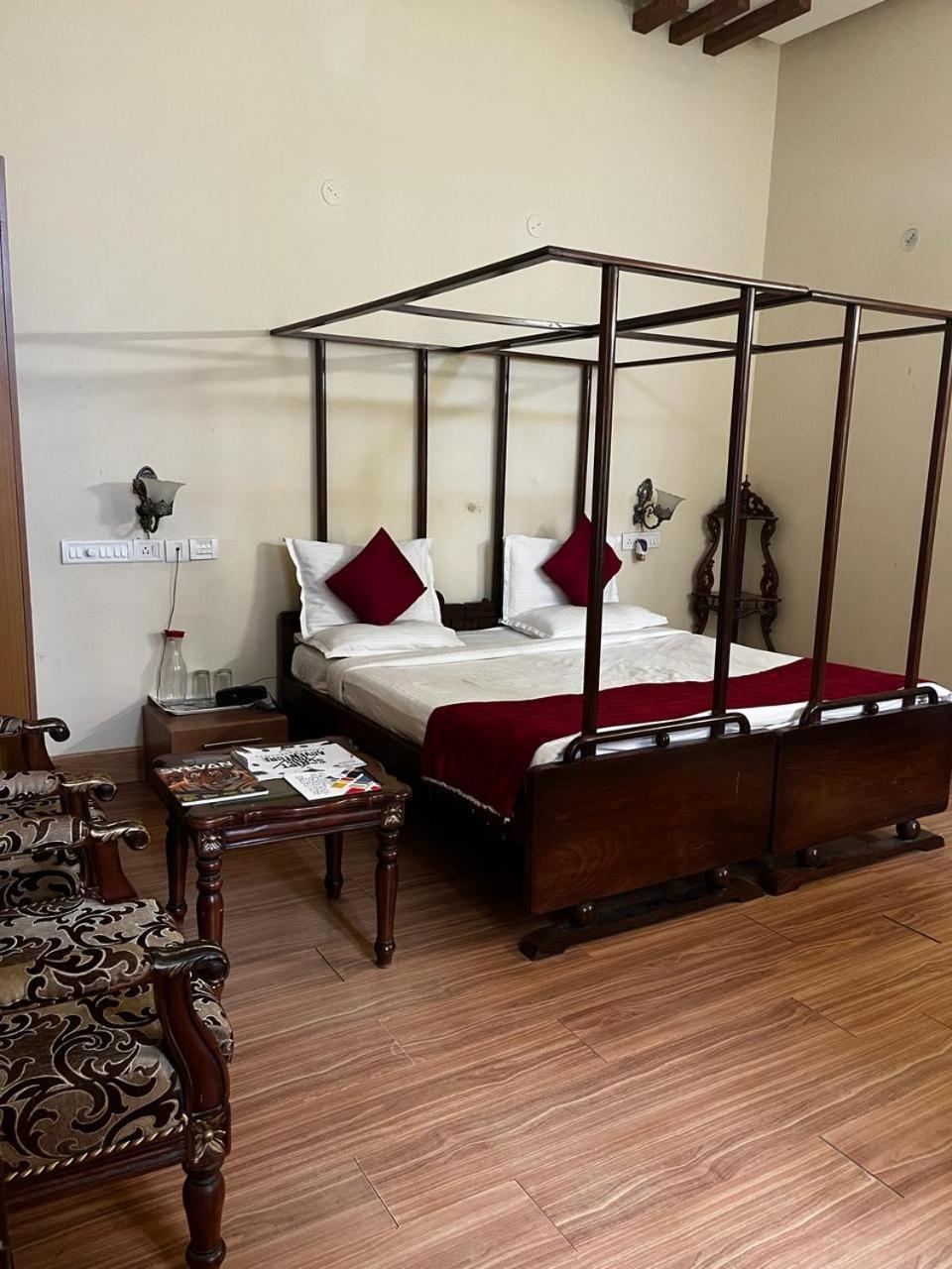 Kstdc Hotel Mayura Pine Top Nandi Hills المظهر الخارجي الصورة